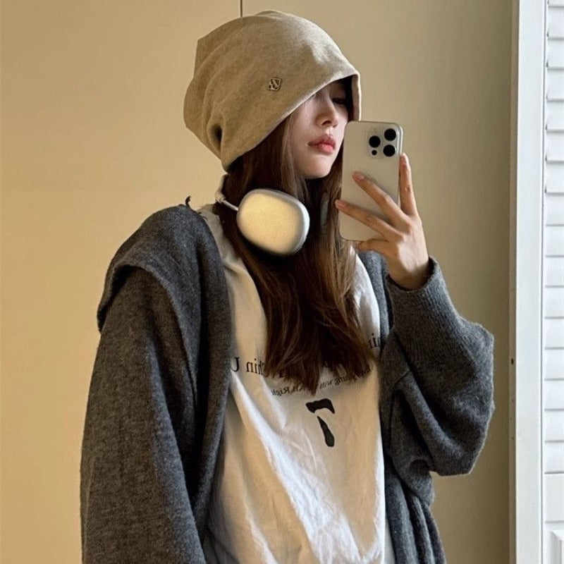 2D Flat - A Newly Launched Stylish Beanie That Enhances Your Face, Featuring a Slouchy Design. This Women'S Korean-Inspired Elegant Minimalist Warm Beanie Is Ideal for Outdoor Activities in Chilly Weather