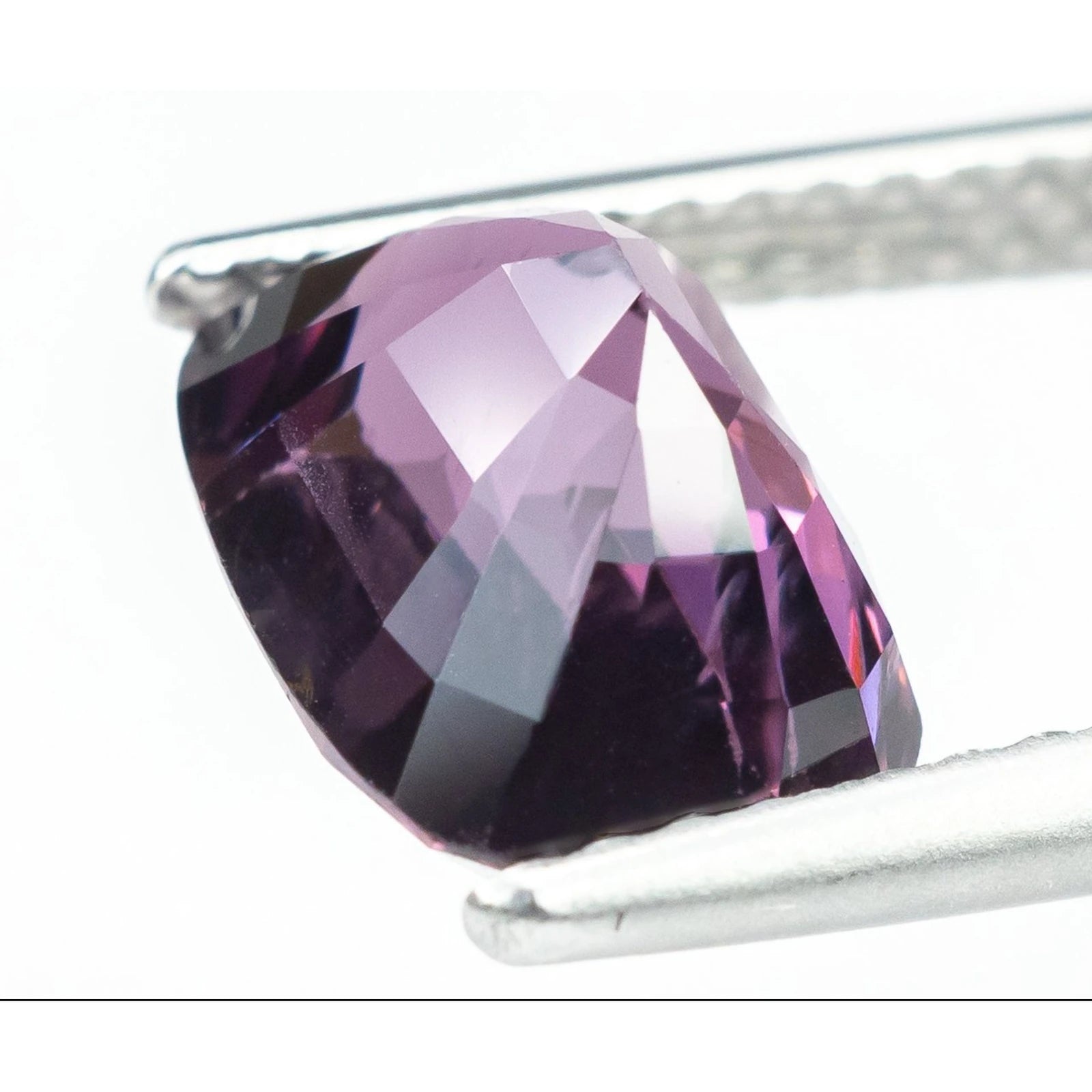 Natural purple spinel 2.77 carat cushion mixed cut transparent unheated Burma origin – face-up view GRA Antwerp